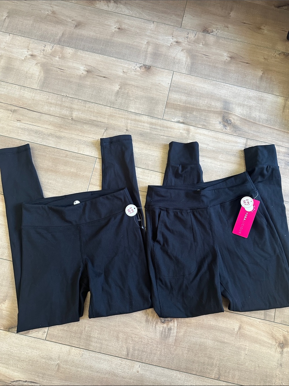 4/$25 NWT Yogalicious Girls' 2-Pack Black Active Leggings Sz Large 12
